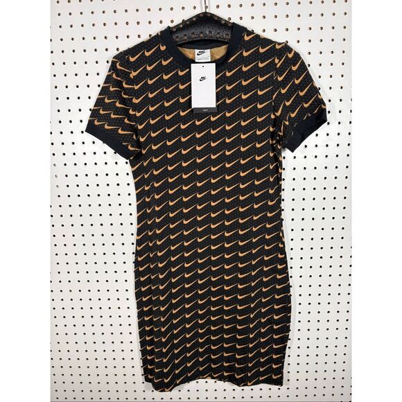 Nike Dresses & Skirts - Nike Essential swoosh bodycon dress size M